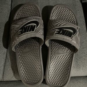 Mens nike slides
